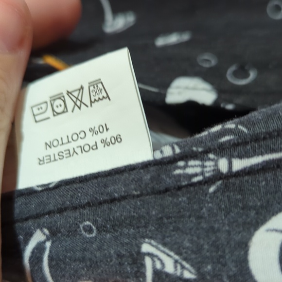 Like New Simon Banks Skeleton Skateboard Button Down Shirt Halloween 🎃 - Picture 5 of 6